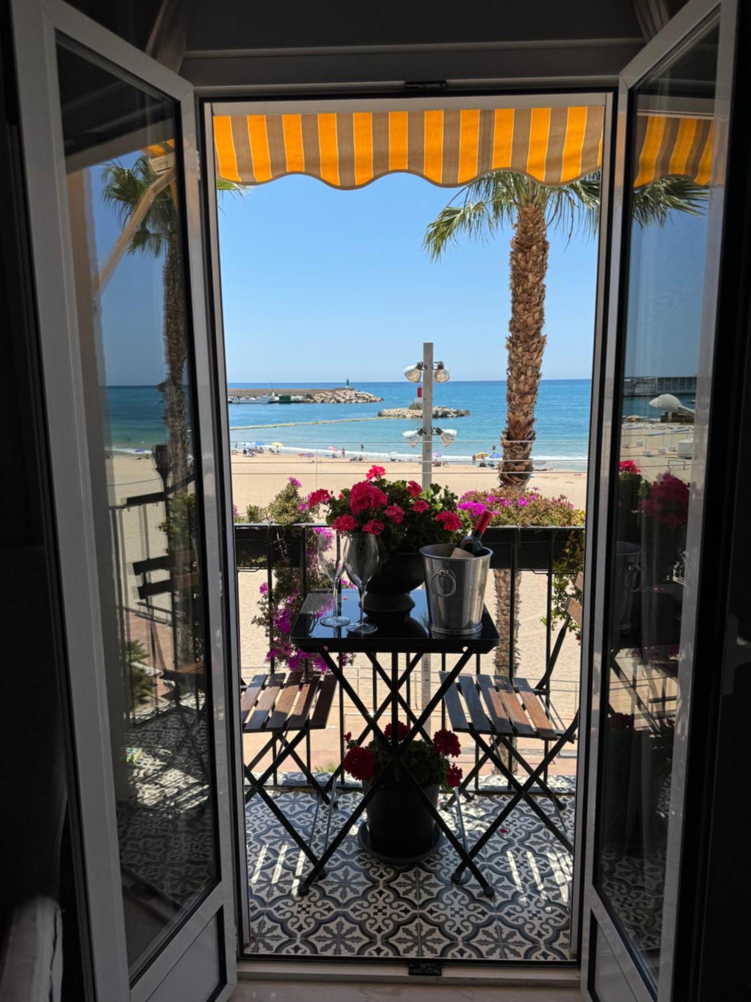 Apartamento Las Flores فيياخويوسا المظهر الخارجي الصورة
